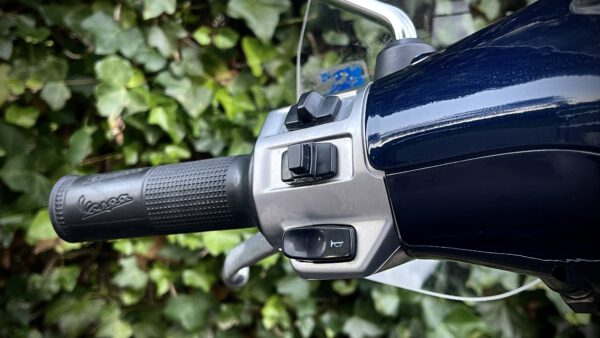 Vespa Primavera - volledig origineel - 2017 - Midnight Blue - Afbeelding 10