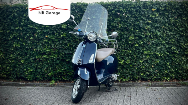 Vespa Primavera - volledig origineel - 2017 - Midnight Blue