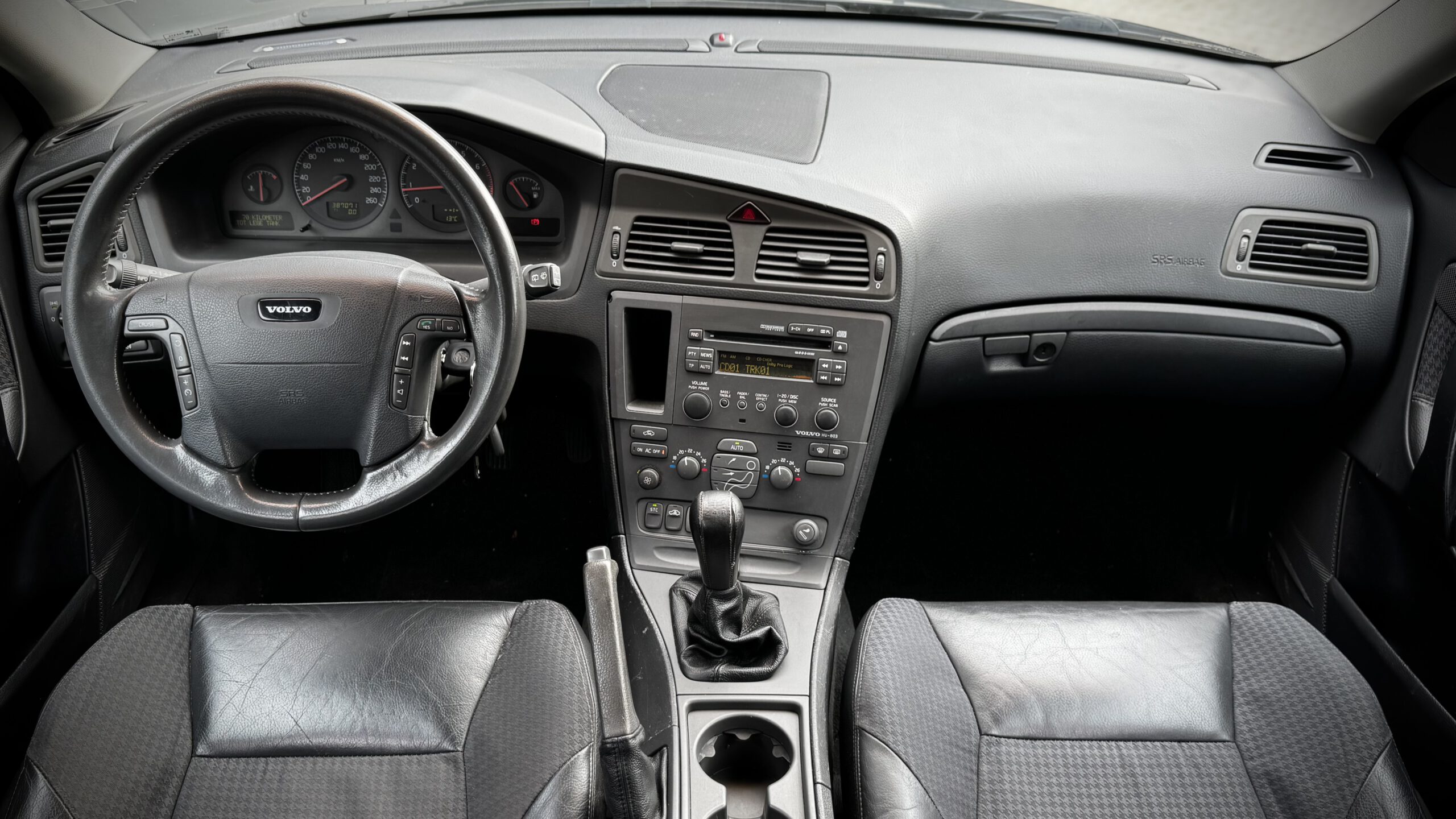 Volvo V70 2.4 Turbo - Trekhaak - Bluetooth Telefoonverbinding - Afbeelding 11