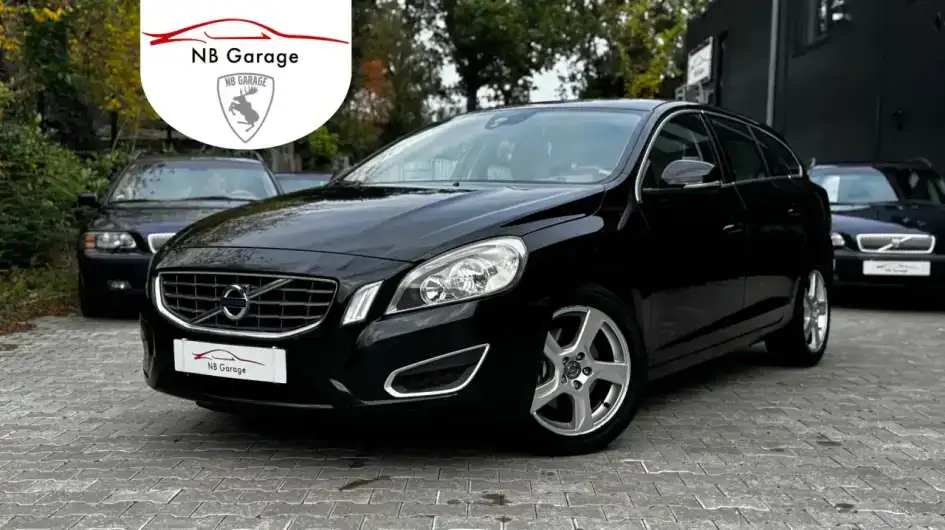 Volvo V60 - Stoelverwarming - Parkeersensoren - Bluetooth